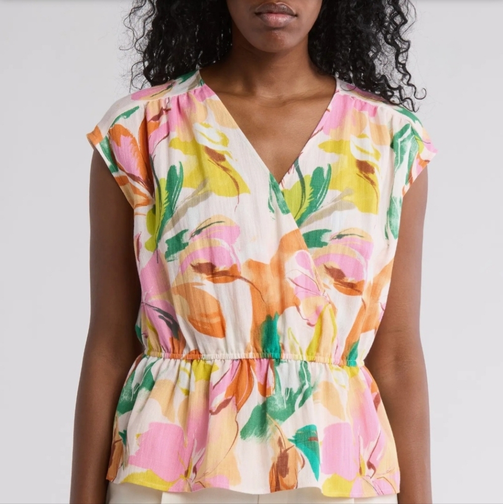 GEMMA + JANE FLORAL CAP SLEEVES TOP NWT